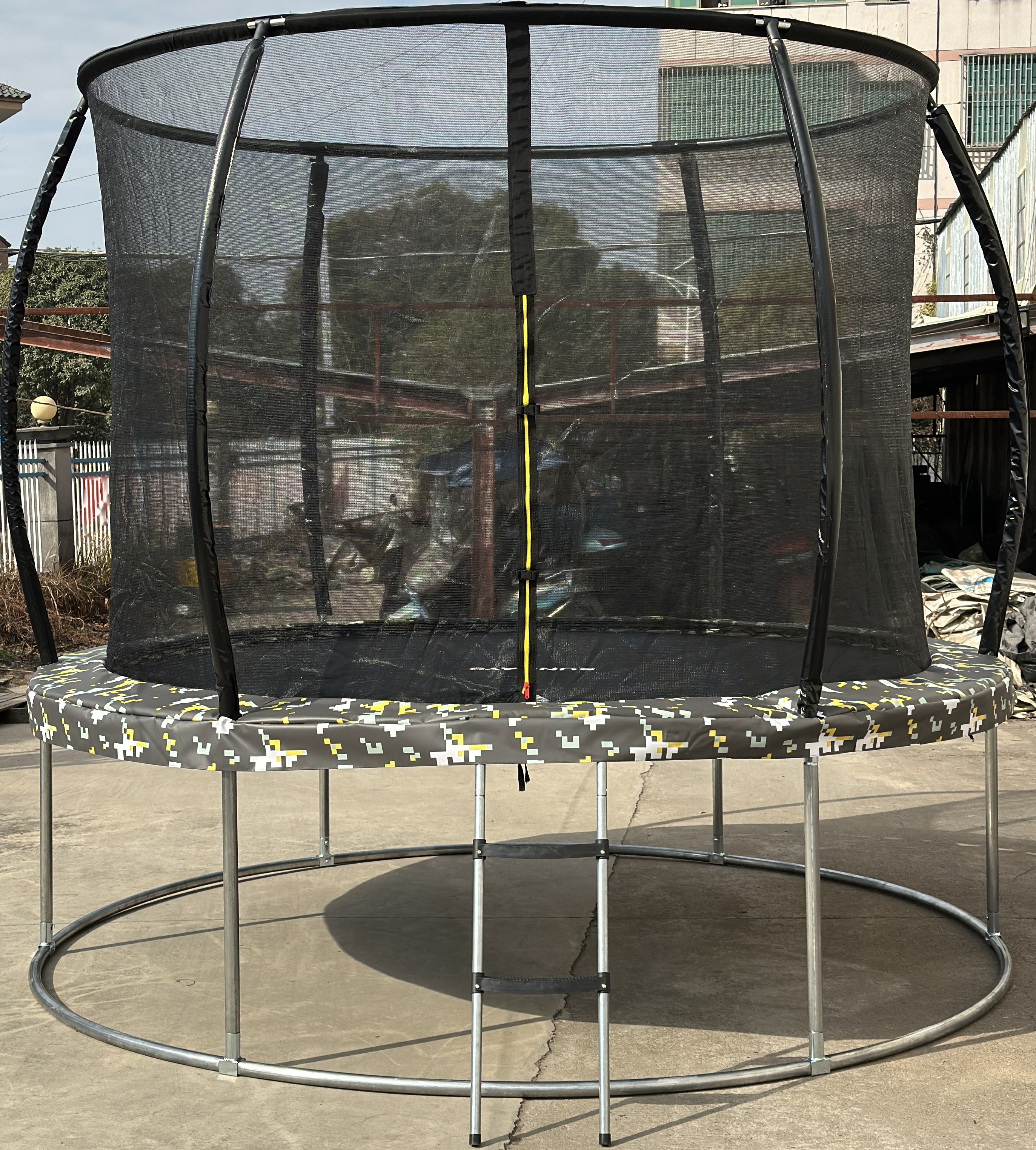 Покупка товаров в Беларуси, рассрочка, кредит, лизинг, оплата частями на platipotom.by, удобная доставка - фото батут sundays favorite premium 8ft (квадраты, с сеткой, с лестницей) 