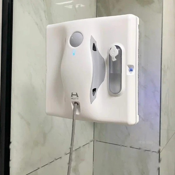 Покупка товаров в Беларуси, рассрочка, кредит, лизинг, оплата частями на platipotom.by, удобная доставка - фото робот-мойщик окон hutt w8 