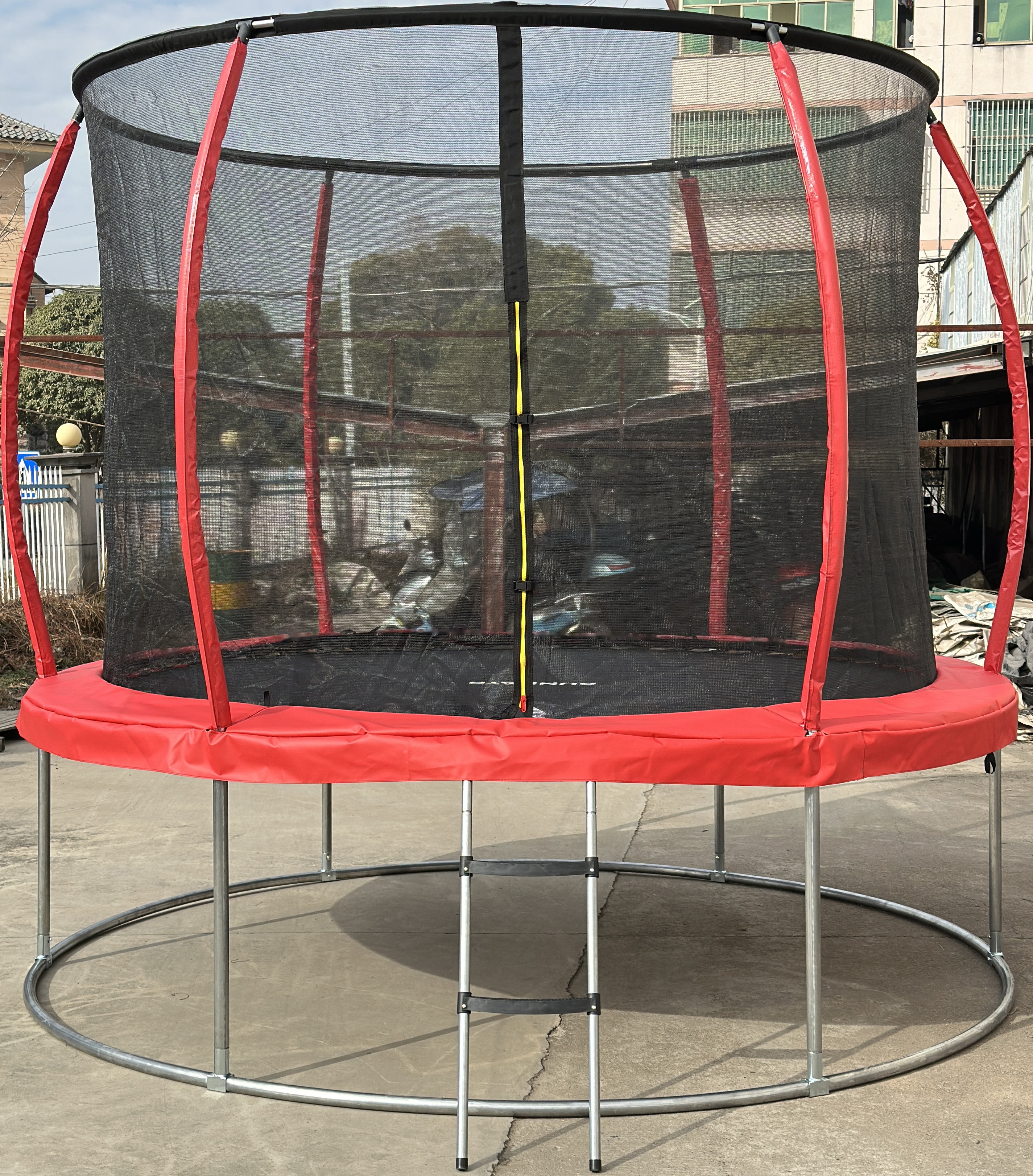 Покупка товаров в Беларуси, рассрочка, кредит, лизинг, оплата частями на platipotom.by, удобная доставка - фото батут sundays favorite premium 8ft (красный, с сеткой, с лестницей) 